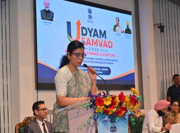 Welcome Address by Spl Comm. Industry Department, GNCTD